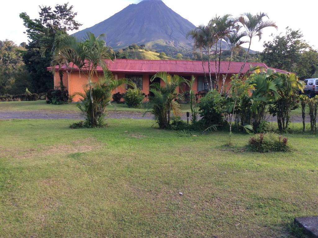 Cabinas Los Guayabos Hotel La Fortuna Exterior foto