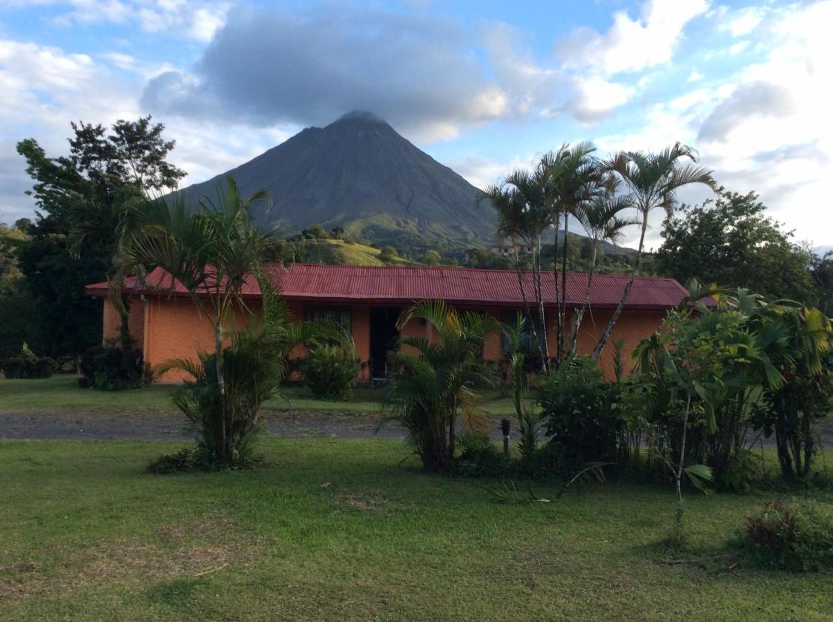 Cabinas Los Guayabos Hotel La Fortuna Exterior foto